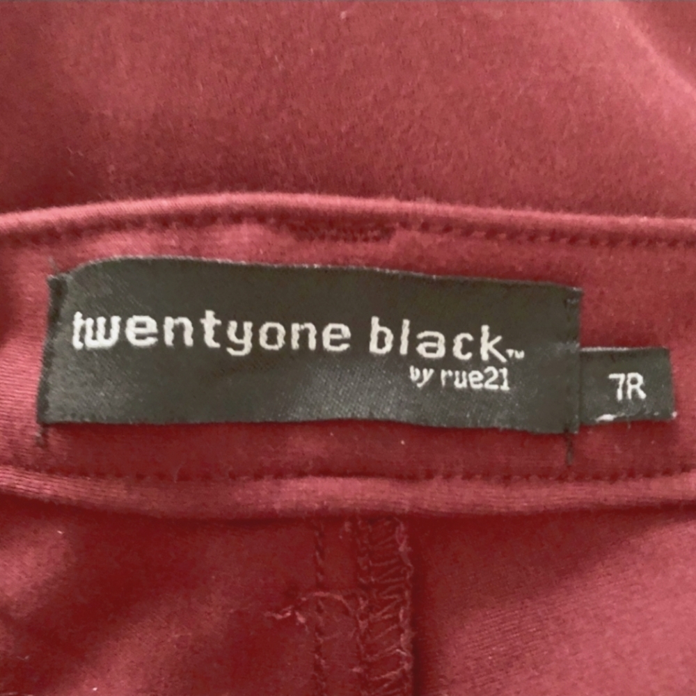 Rue21 Red Maroon Mid Rise Skinny Jeans